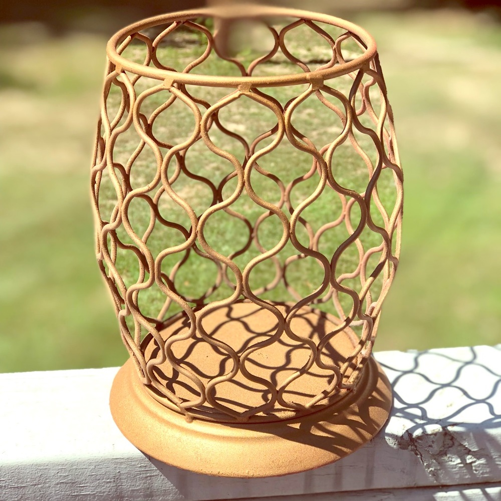 Beautiful candle holder 🕯